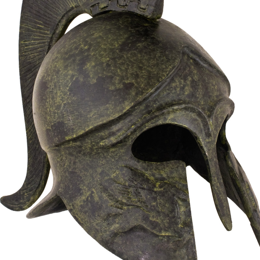 Helmet with Pegasus - short crest