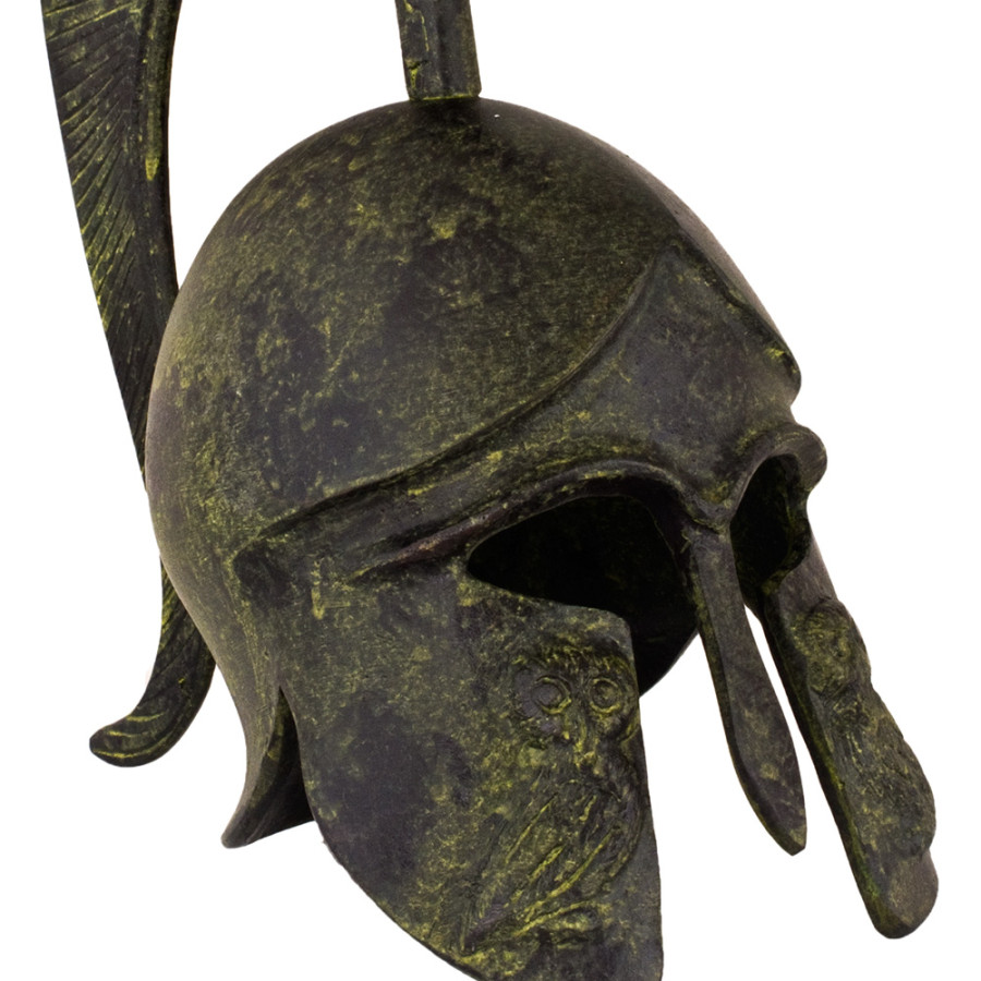 Helmet depicting an Owl - tall crest