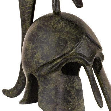 Helmet - bulleted tall crest